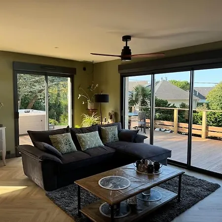 فيلة La De L Observatoire Jacuzzi Vue